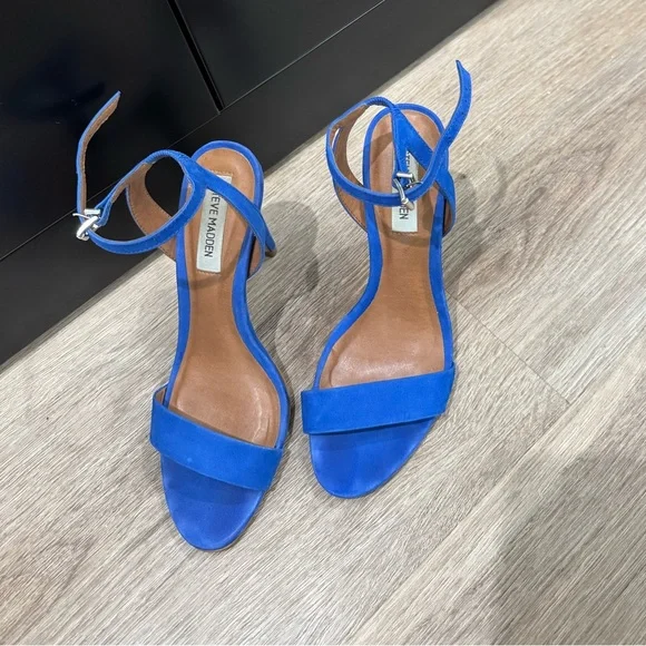 Steve Madden Blue High Heel Sandals - Picture 2 of 3